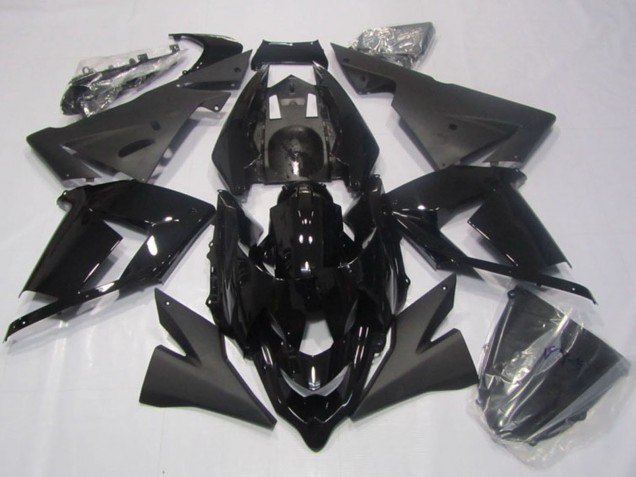 2004-2005 Kawasaki ZX10R Motorcycle Fairing - Glossy Black Matte Black Canada