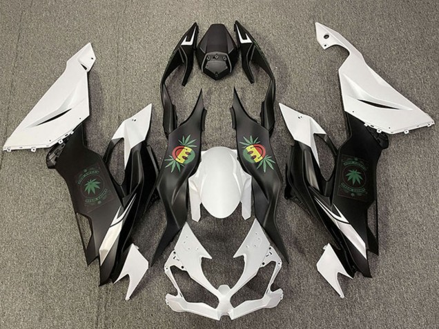 2019-2022 Kawasaki ZX6R Motorcycle Fairings - White Black Happy Face Canada