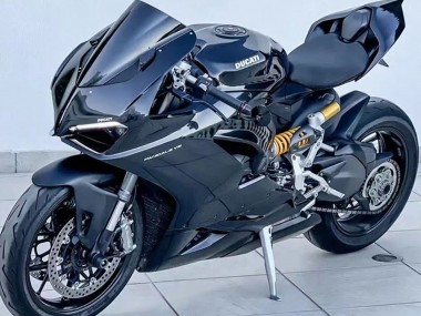 2020-2024 Ducati Panigale V2 Motorcycle Fairings - Black Canada