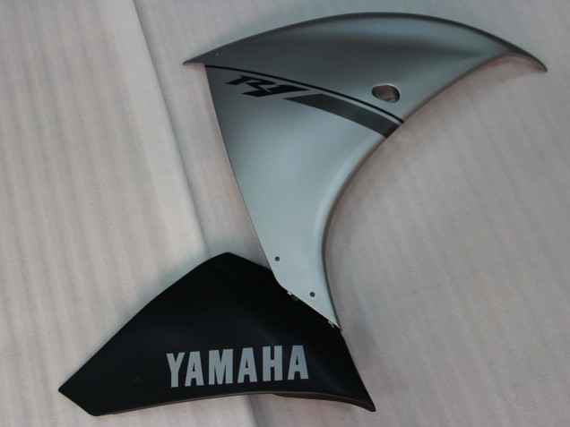 2009-2011 Yamaha YZF 1000 R1 Motorcycle Fairing - Silver Black Canada