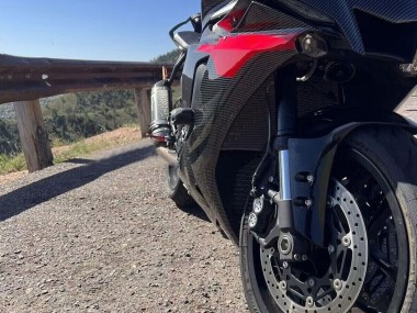 2020-2025 Yamaha YZF 1000 R1 Motorcycle Fairings - Black Carbon Fiber Red Canada