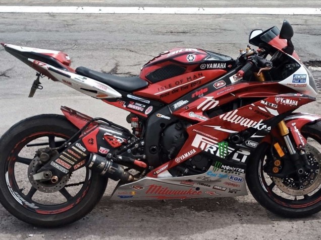 2006-2007 Yamaha YZF 600 R6 Motorcycle Fairings - White Red Black Green Monster Milwaukee Canada