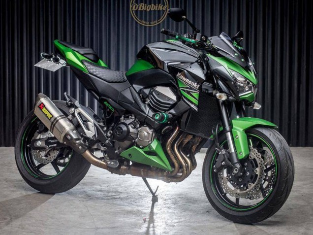 2013-2018 Kawasaki Z800 Motorcycle Fairings - Green Glossy Black Canada